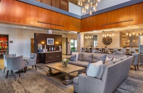 Revere Hotel | Comfort Inn & Suites Logan International Airport