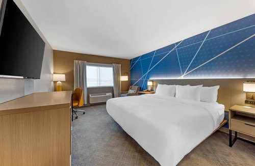 Oklahoma City Hotel | Comfort Inn & Suites Oklahoma City North - Quail Springs
