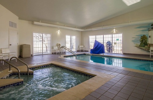 Fond du Lac Hotel | Comfort Inn