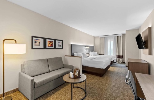 Edinboro Hotel | Comfort Suites Edinboro