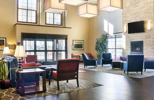 Fargo Hotel | Comfort Suites Fargo Medical Center