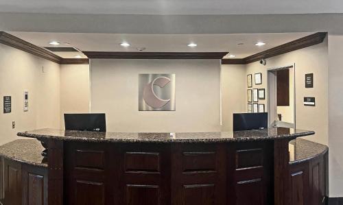Oshkosh Hotel | Comfort Suites Oshkosh West