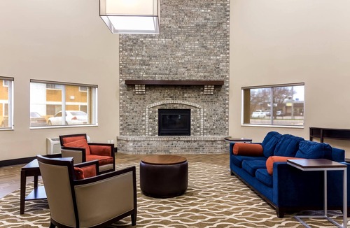 Sioux Falls Hotel | Comfort Suites Sioux Falls Mall District