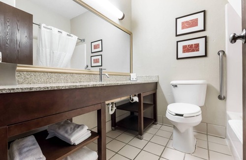 Sioux Falls Hotel | Comfort Suites Sioux Falls Mall District