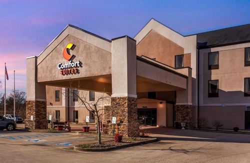 South Point Hotel | Comfort Suites South Point - Huntington