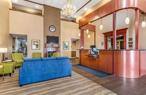 South Point Hotel | Comfort Suites South Point - Huntington