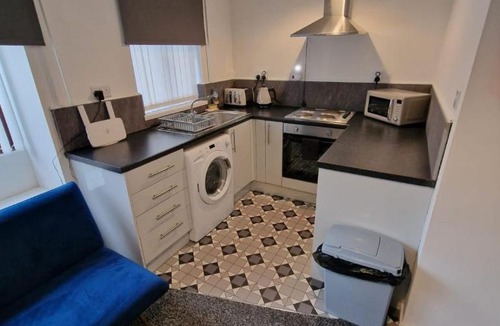Gateshead Apartment | Comfortable 1BR Stay in Windy Nook Near Local Amenities