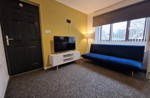 Gateshead Apartment | Comfortable 1BR Stay in Windy Nook Near Local Amenities