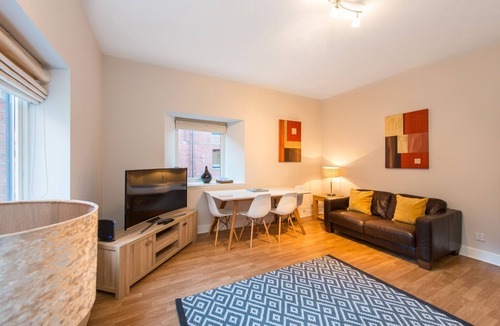 Slateford House | Comfortable 3 bedroom Apartment