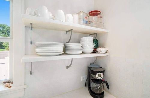 Glen Arbor House | Comfortable cottage near Lake Michigan with gas fireplace, washer/dryer, patio