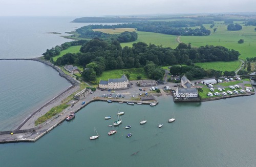 Newton Stewart House | Comfortable retreat with sea views in friendly Scottish village