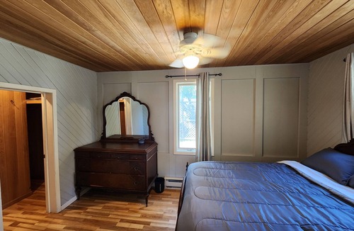Menahga House | Comfy House near Lake Access