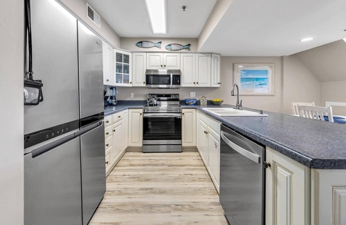 Seagrove Beach Condo | Commodores Retreat 402