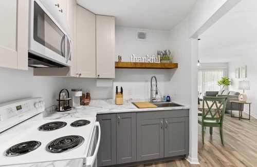 Orange Prairie Apartment | Concord B4 · Slice of the Good Life: Concord B4