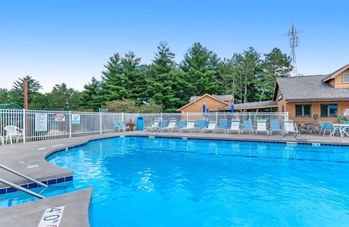 Arkdale House | Condo On the Green