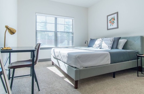Hurstbourne Apartment | Contemporary 1BR Suite | Pool, Parking + Gym D