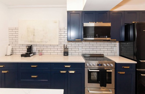 Sandusky Condo | Contemporary Condo Downtown Sandusky