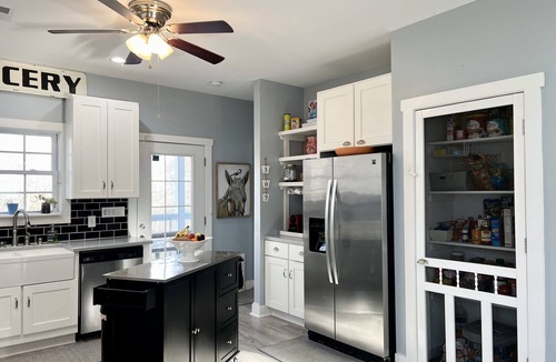 Pewee Valley Cottage | Contemporary Cottage with 2 HUGE COVERED PORCHES!