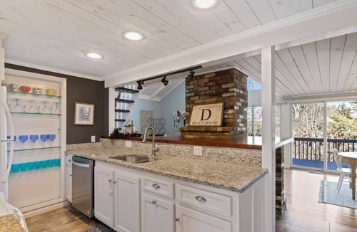 Mashpee House | Contemporary Saltbox In New Seabury!