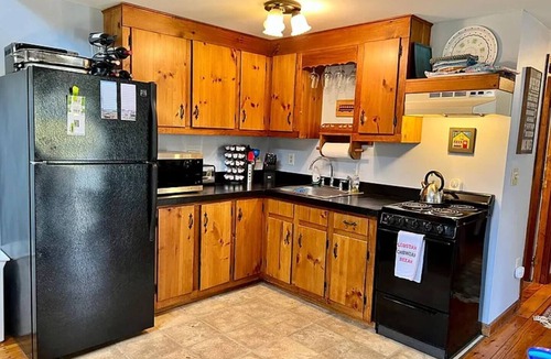 Cape Neddick House | Conveniently located home within a short drive to both York Beach and Ogunquit.