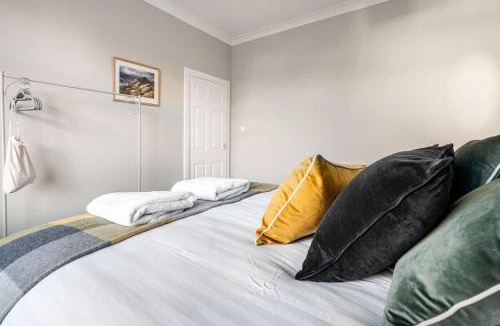 Largs Apartment | Coorie Doon Largs spacious 2bedroom apartment