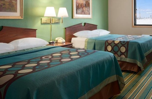 New Richmond Hotel | Coratel Inn & Suites New Richmond - 2 Queen Bed Non-Smoking