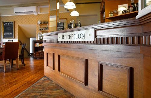 Annan Hotel | Corner House Hotel