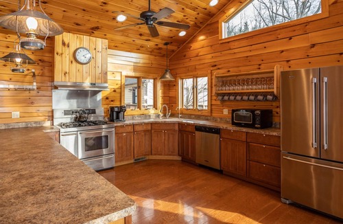 Hammondsport House | Corning Landing: Perfect Family Retreat, 170' of Keuka Lakefront