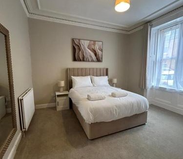 Alexandria Apartment | Cosy 1 Bedroom Flat in Alexandria