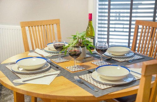 Hartlepool Apartment | Cosy 1BR Retreat Direct Trains to London By Stay With Us