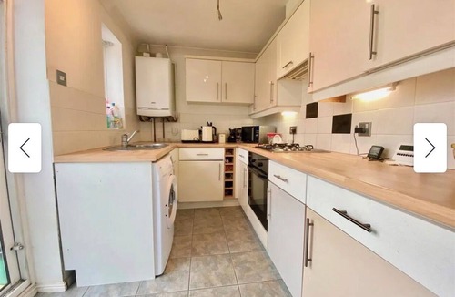 Gateshead House | Cosy 2 bedroom house with Large Garden and BBQ