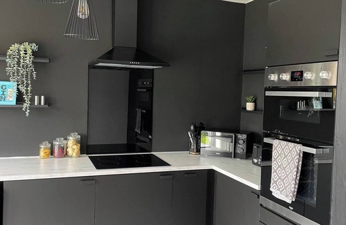 Stanley House | Cosy 3 bedroom house w/private double drive, 5 minutes from Beamish museum!