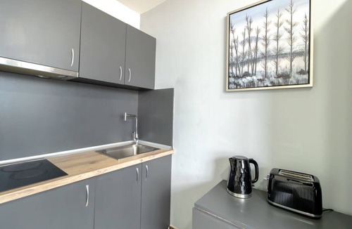 Sunderland City Centre Apartment | Cosy Central Sunderland Budget Studio
