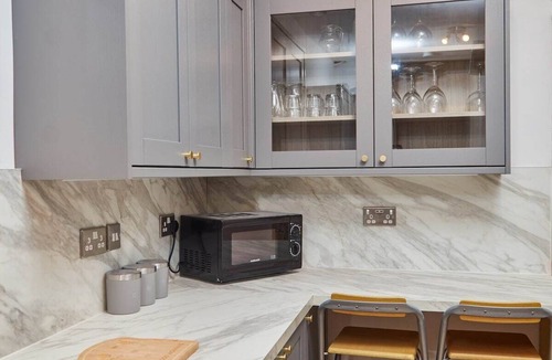 Cullercoats Apartment | Cosy Flat By the Coast