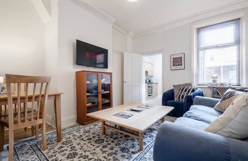 Jesmond Apartment | Cosy Flat,Great Location&Parking