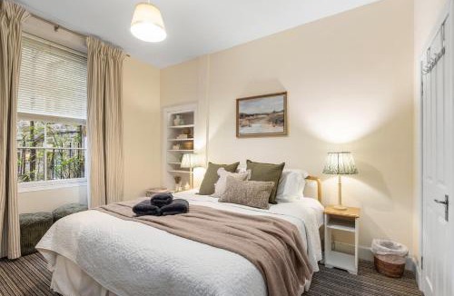 Leith Apartment | Cosy Flat in Central Edinburgh