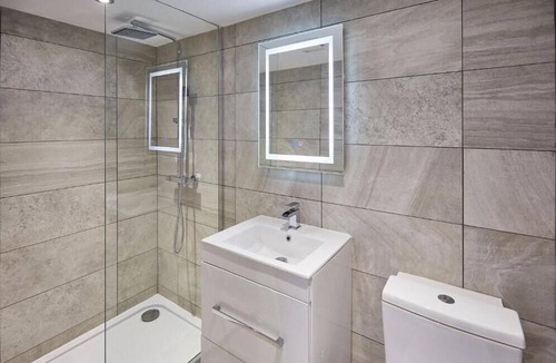 Roker Cottage | Cosy one bedroomed apartment, close to the beach and restaurants.