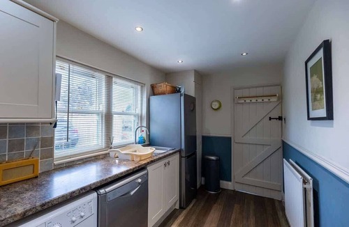 Shilbottle Cottage | Cosy Shilbottle Cottage: Log Fire, Garden & Parking
