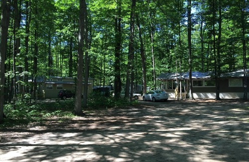 Empire RV Rental | Cottage 8 sleeps 4 people