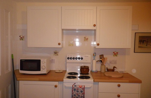 Fort Augustus Cottage | Cottage beside Loch Ness, Caledonian Canal and River Oich, Fort Augustus