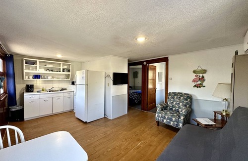 Oscoda Cottage | Cottage Cove · Lake Huron Beach Cottage No. 1