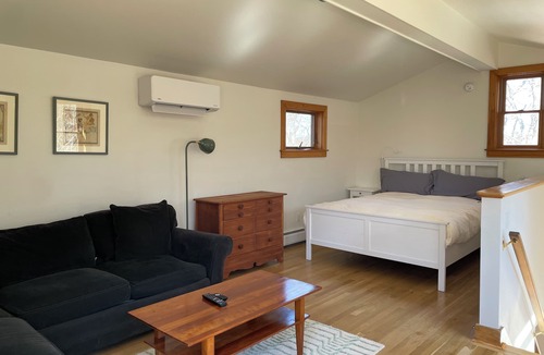 South Dartmouth House | Cottage in South Dartmouth. Peaceful location near beaches and walking trails.