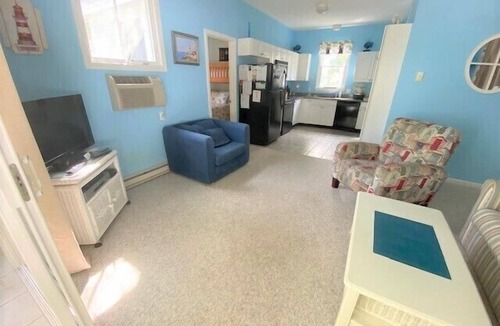 Summer Village Cottage | Cottages at Summer Village, fully furnished cottage, Wi-fi, heated pools, hot tub