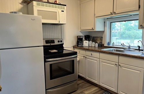 Fulton House | Cottages on Sand Lake - The Lazy Lakehouse