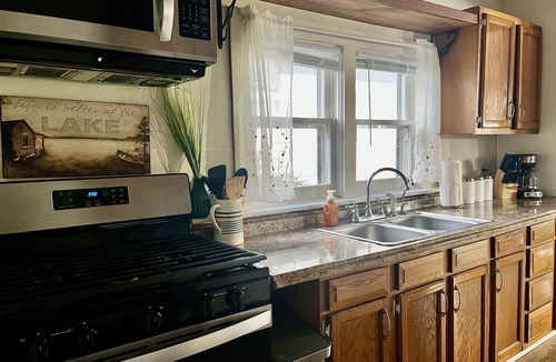Fulton House | Cottages on Sand Lake - The Fishing Cabin