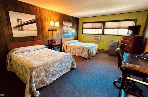Bison Hotel | Country Inn Motel - Charming 11 room motel with AC, WiFi located in Bison, SD.