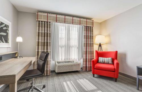 Ashwaubenon Hotel | Country Inn & Suites by Radisson, Green Bay, WI