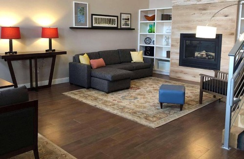 Rapid City Hotel | Country Inn & Suites by Radisson, Rapid City, SD