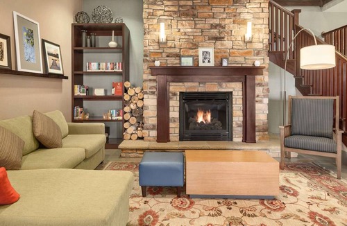 Lima Hotel | Country Inn & Suites by Radisson, Lima, OH
