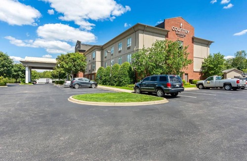 Elizabethtown Hotel | Country Inn & Suites Etown